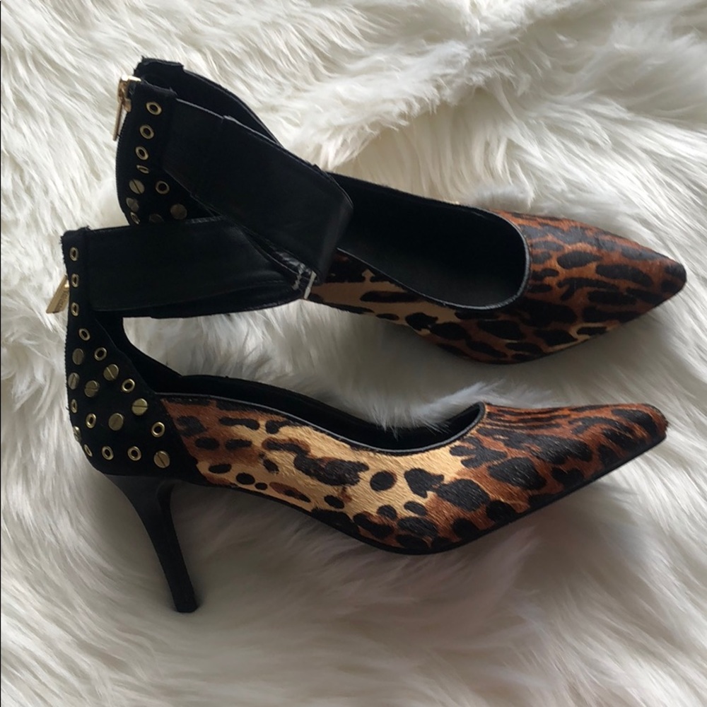 Kenneth Cole ankle strap pump